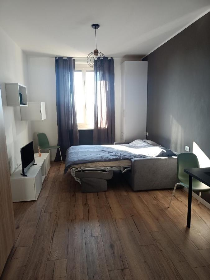 Tiny Bengasi Apartment Torino Eksteriør bilde